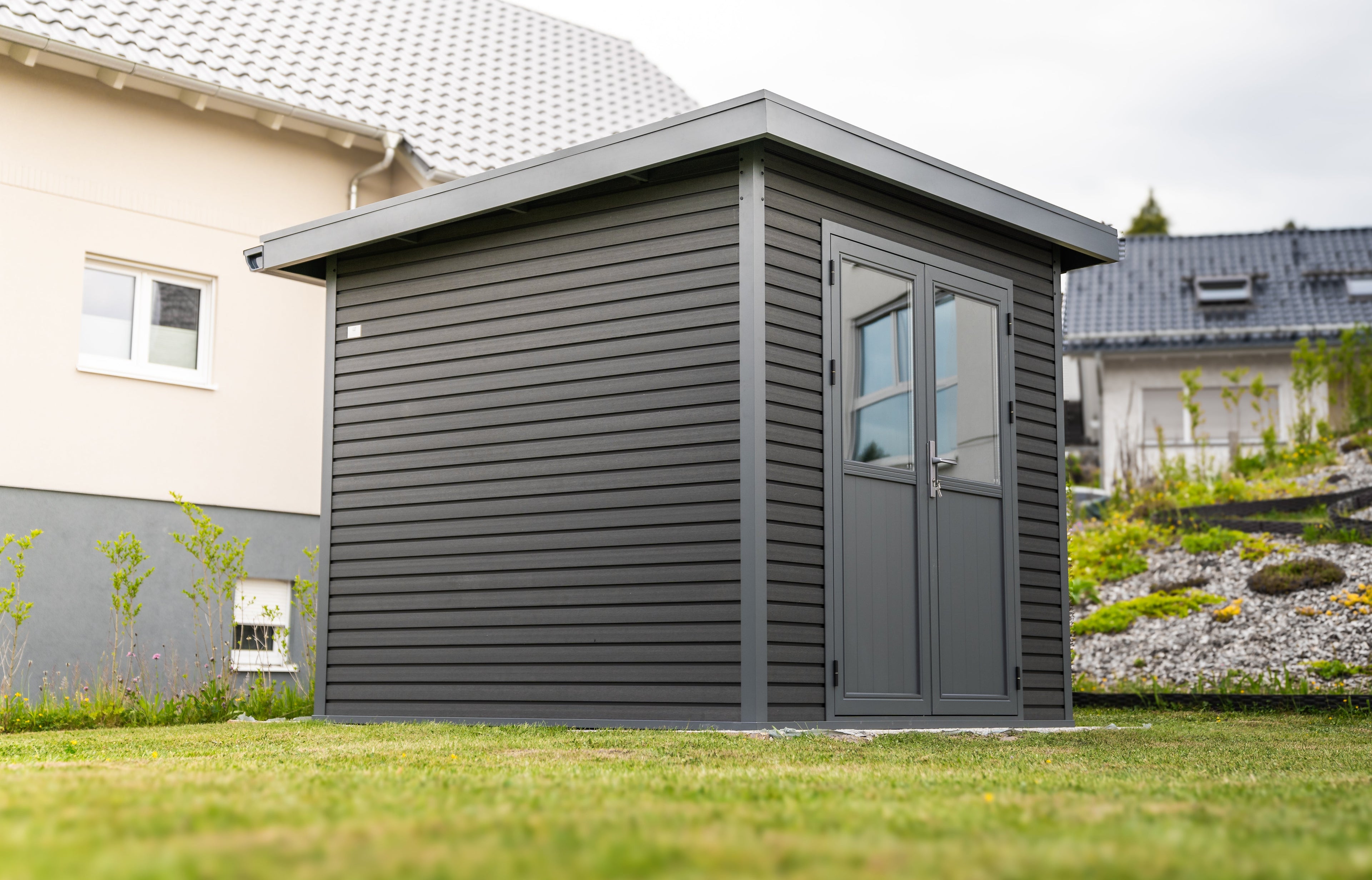 WPC Gartenhaus Linia 2424